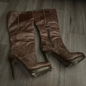 GOOD CONDITION Brown Leather Jessica Simpson Boots in Size 6.5